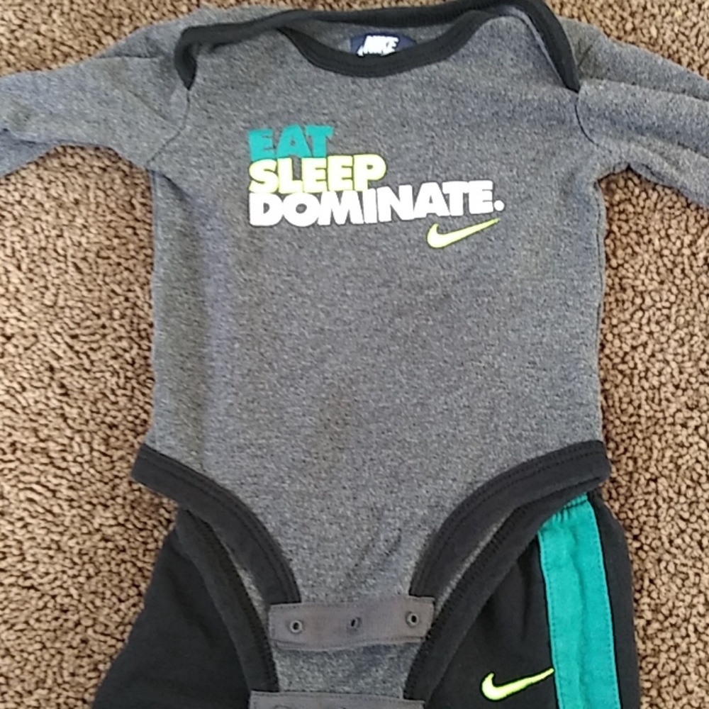Nike Matching Outfit